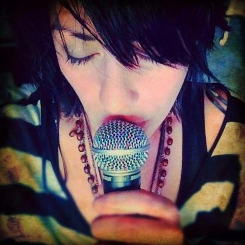 smasqueradefans's profile picture. Follow us and stay posted for band news and shows!!
https://t.co/CDwKhbvRF9