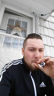 Not sure how to use a twitter but i have seen a twat or two. Someone told me the twitter is between the twat and shitter so i should master it soon.