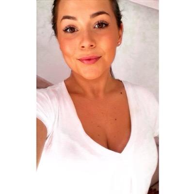 AnnieFeldt's profile picture. Tar allt lite för oseriöst