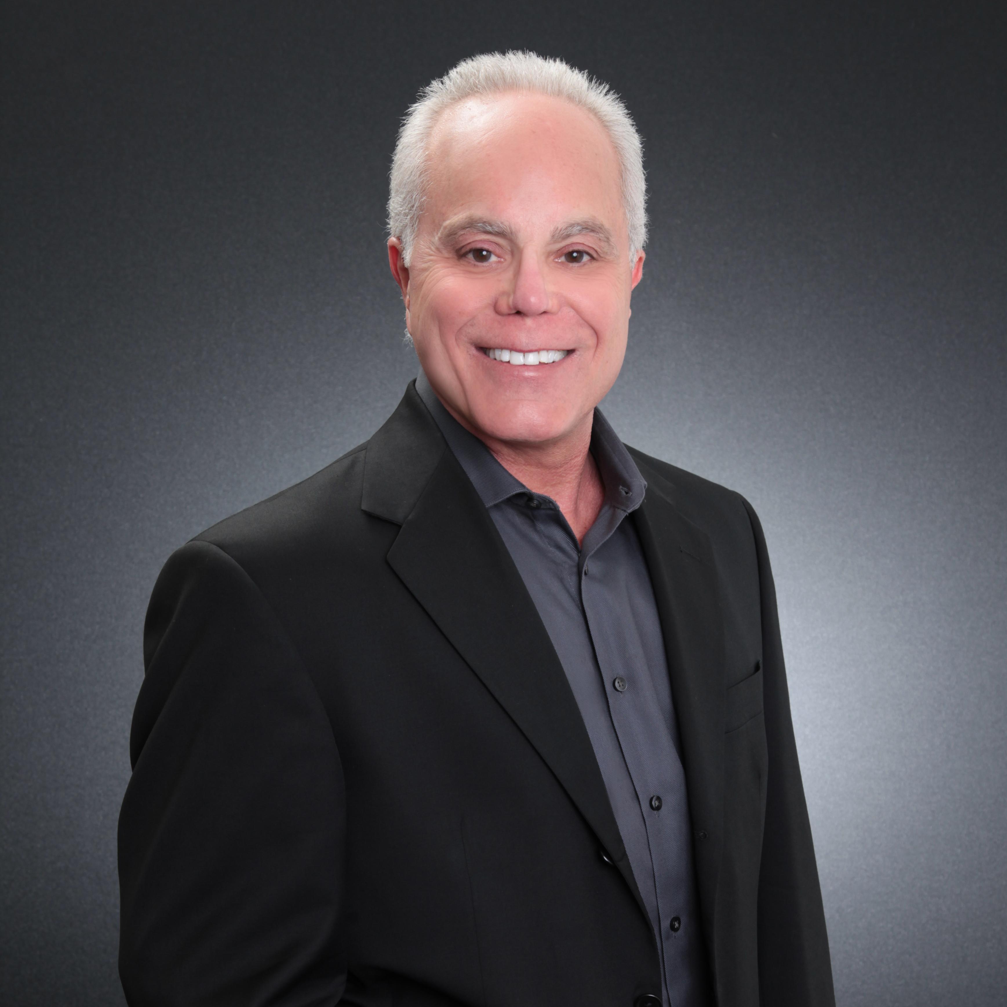 AVENTURA FLORIDA REALTOR LUXURY CONDOS & SINGLE FAMILY HOMES -  SINCE-1984 

Sales & Rentals 
Call: 305 335-2024 
Email:JonathanGolden@outlook.com
