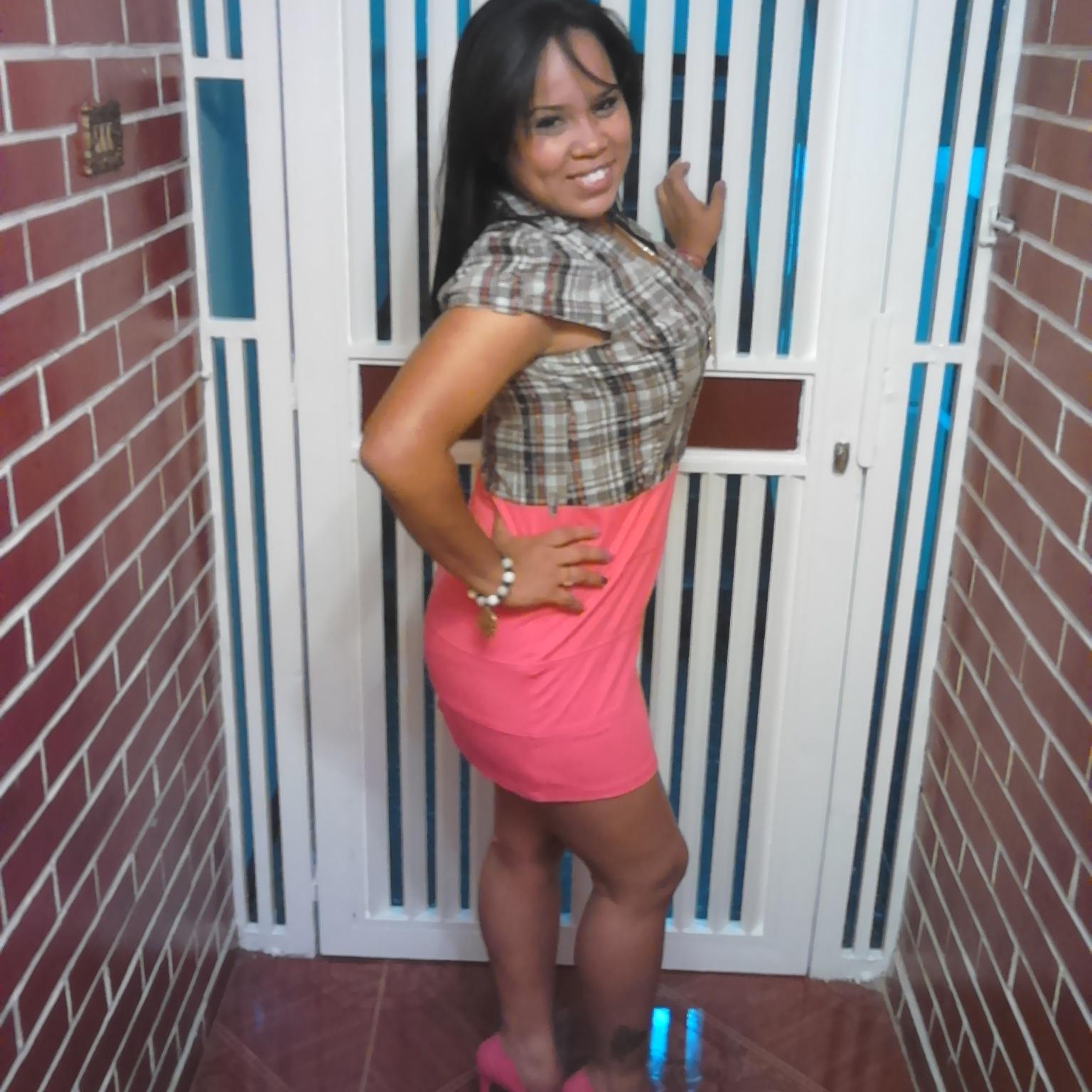 KattyMartinez84's profile picture. 