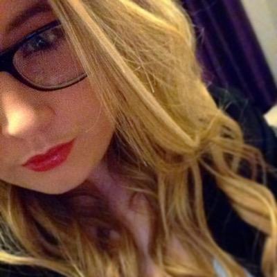 when life gives you bricks, chuck them at someones face:) 3/5 janoskians follow me Daniel retweeted me 02/03/15