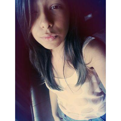 Sou filha do princepe dos exercitos,aquele q do céu estremeceu o inferno e não há nada nesse mundo que possa me parar  ..