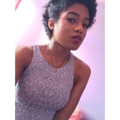[#Gemini].. Officially 19... born in Cuba, raised in Spain and currently living in London.♬.