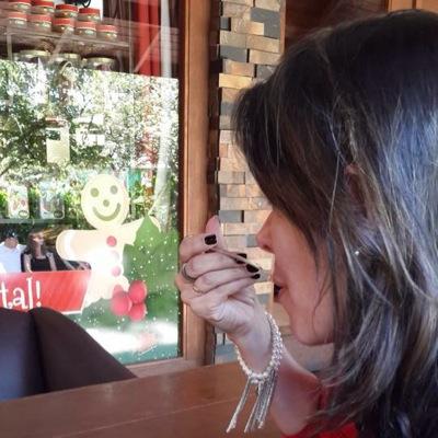 paulaamorimfono's profile picture. 