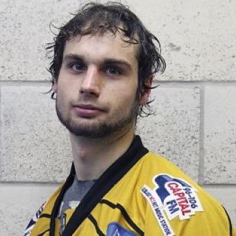 stufffarmssays's profile picture. Its me farms, nottingham panthers pretend enforcer also panthers Player of the year says it all really *parody*