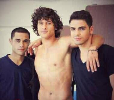 LosFuentesBros's profile picture. 2015 And Still Hoping For A Potential Movie Or T.V Series For Simone Elkeles's Perfect Chemistry Series !!