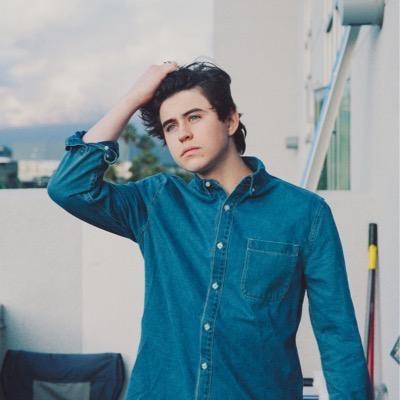 follow @neeposh15 love you @nashgrier