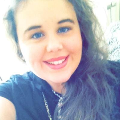 i am very  kind and helpful and i am very smiley i love making new friends xx