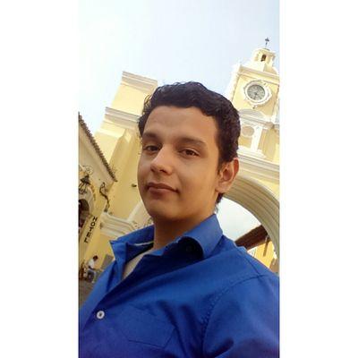 Solo tienes una vida, vivela, comparte, disfruta y aprende de ella!! :D