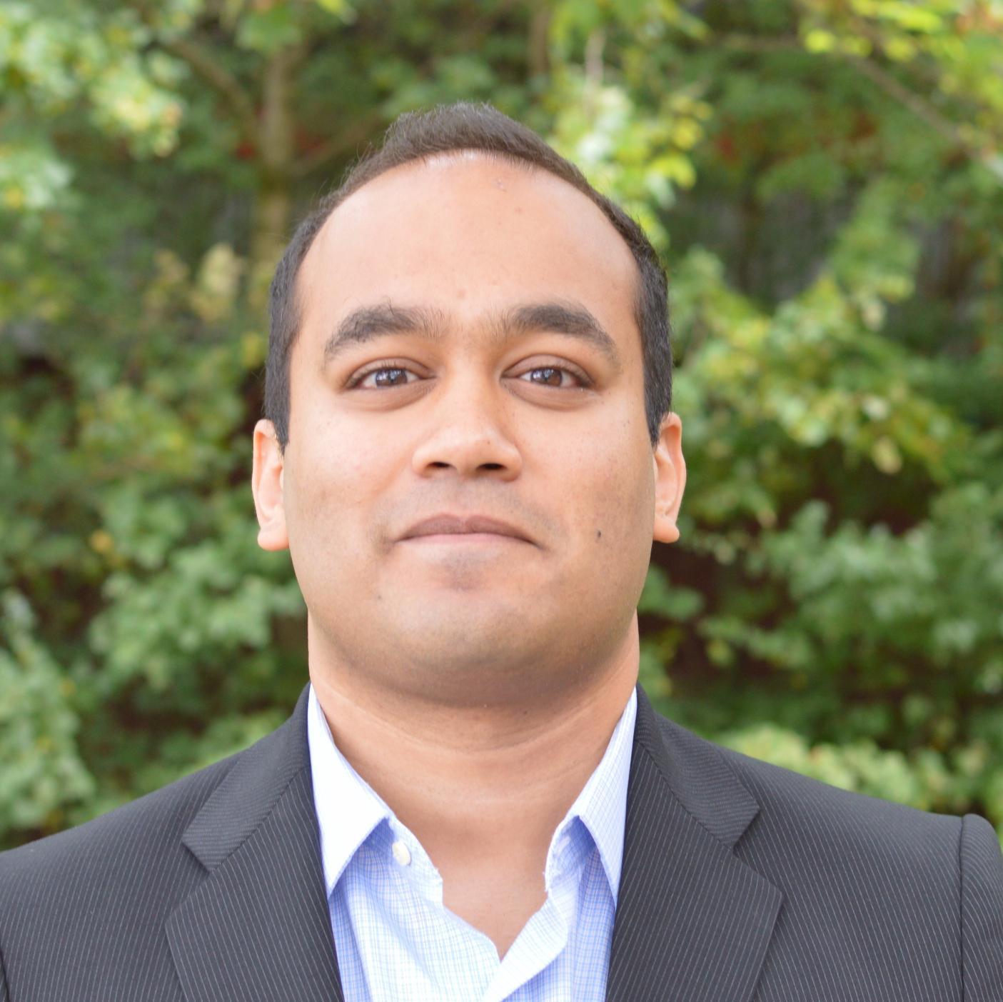 @mit grad living outside london in bedford, interested in start-ups, economics, renewable energy, sustainability, football (@everton), nba (@celtics), and faith