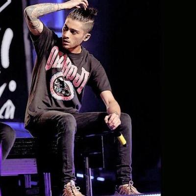 FOLLOW @confessall_ and then dm @imhairystyles for a Liam dm