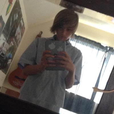 Bandanaboy223's profile picture. 13 mbc ps3 add me sassy_313