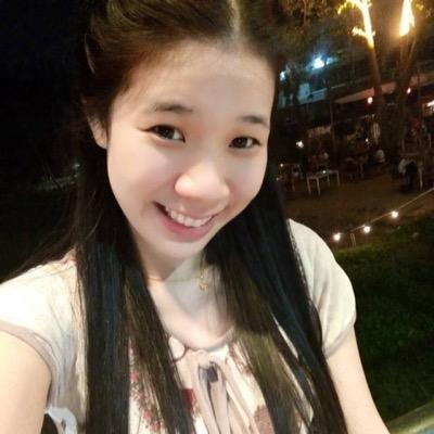 PoyRattanaporn's profile picture. รักไม่ได้ขึ้นอยู่ที่ระยะทาง แต่มันขึ้นอยู่กับบางอย่าง ที่เรียกว่า  หัวใจ