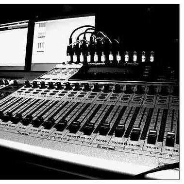 lorpat83's profile picture. 