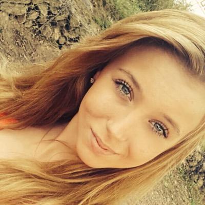 #als ju nii vecht voor wat ju lieff is, huil dan nii als het weg is #ju ogen ju stem ju lach k kan ju wel kosten #