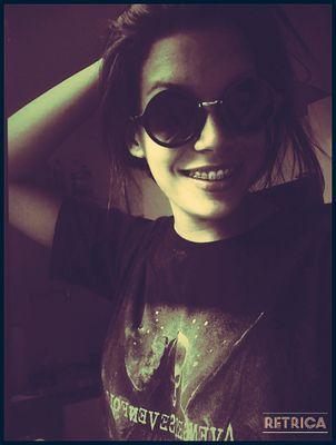Fala sério! Como vou resumir minha vida aki no twitter?:P