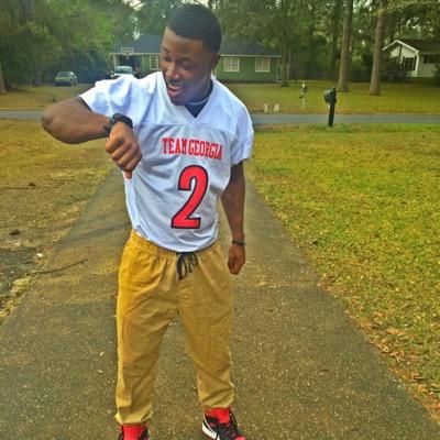 Ron Woop#2 Cornerback #NoFlyZone✈️ Air Patrol✈️ No Weapon Formed Against Me Will Stop Me.