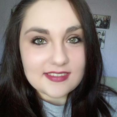 sheryl_andrew's profile picture. Hey im Sheryl & im 19 & I am a massive fan @GameOfThrones  & @yearsandyears & i love perfume,music, fashion & make-up
