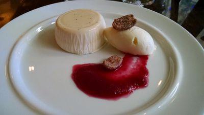 bostonfoodadv's profile picture. Scouring Boston for the city's best food, adventure style.