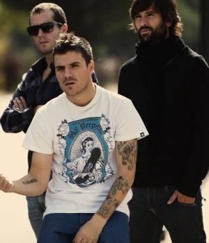 Solo frases de El Canto Del Loco y Dani Martin. Si para ti, sus canciones marcaron una época, esta es tu cuenta.