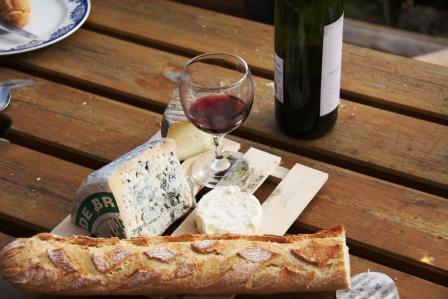 CommealaMaison's profile picture. French food lover who uses buz as an excuse to eat, drink & travel looking for unique local products. Founded gourmet store Comme a la Maison in 2009.