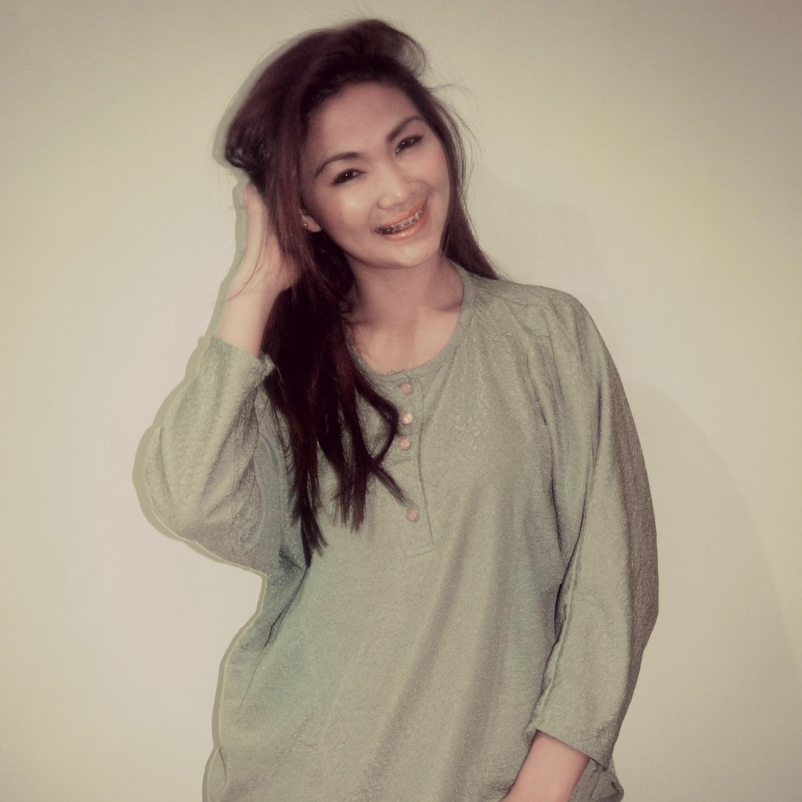 Just a person living in someone elses world...
Hi.☺ TUUUUUKi Bby!!褒 ❤❤❤