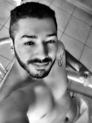 Sou blindado pelo sangue do cordeiro ✌