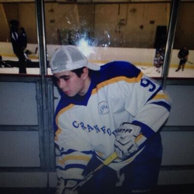 I play the simple game of hockey #puck