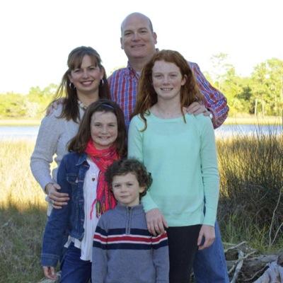 Originally from PA. Grew up in Jacksonville, FL. Happily married mother of three. Work in the Office of Advancement at Bishop Kenny High School. #KennyPride