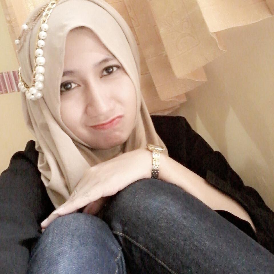 I'am Graduated from @unpad , business adm department. Dream•Believe•Make it!! 

hasbunallah wa ni'mal wakil
http://t.co/7my1Qv5h1v