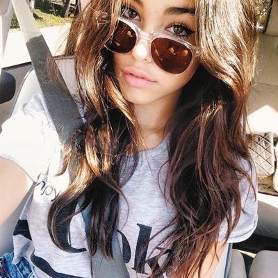 I love to sing and dance!!!!! Follow my Instagram @jackie_bieber99