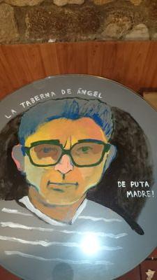 Twitter oficial de la taberna de Angel.
No me jodáis hijos de fruta!!!