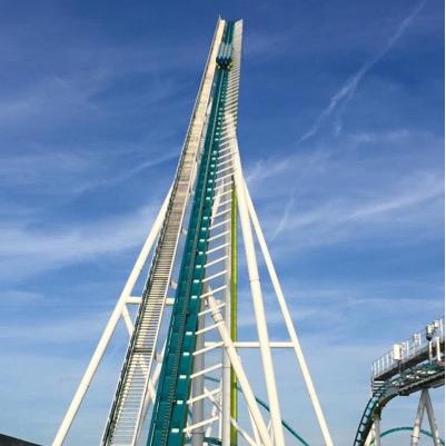 i am a North Carolina native who enjoys rollercoasters, and Nascar.