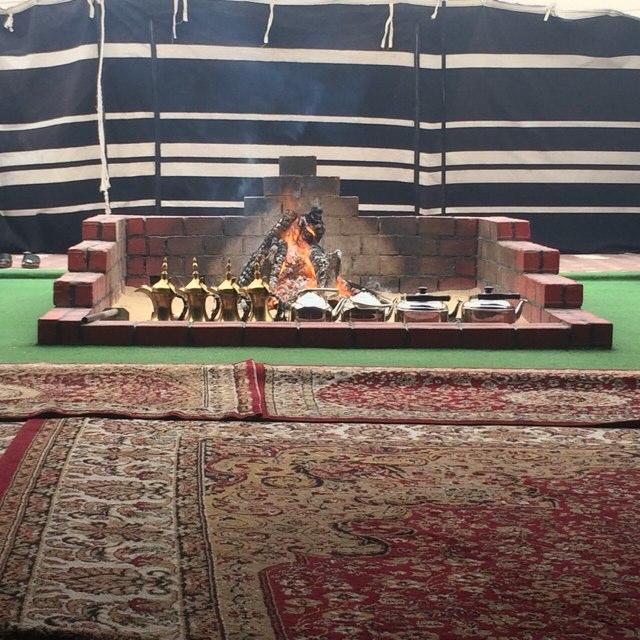 ♧ ليت الصدور وضمايرها زجااجيه واعرف نوايا البشر ، من قبل اعاشرها