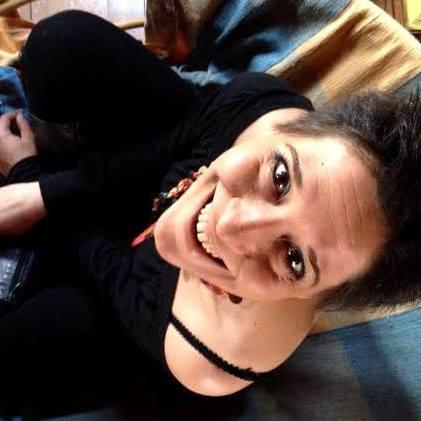 Sono una web content manager e lavoro in DocSitter.it.
La contraddizione è la mia filosofia: lavoro sul web, cercando ispirazione nei boschi.
