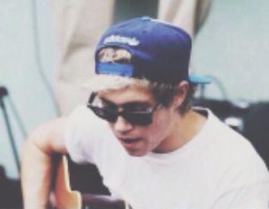 free follow from @MUFFLEHORAN , follow her | she followback ♡
