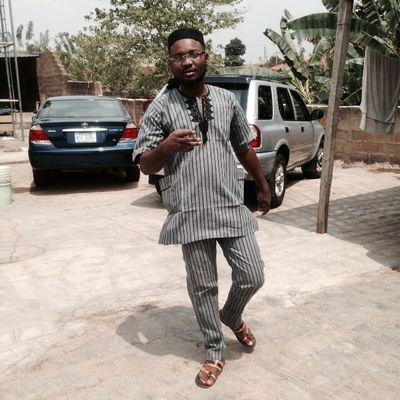 Am a good caring man and I like happy people