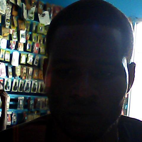 issatogo696togo's profile picture. 