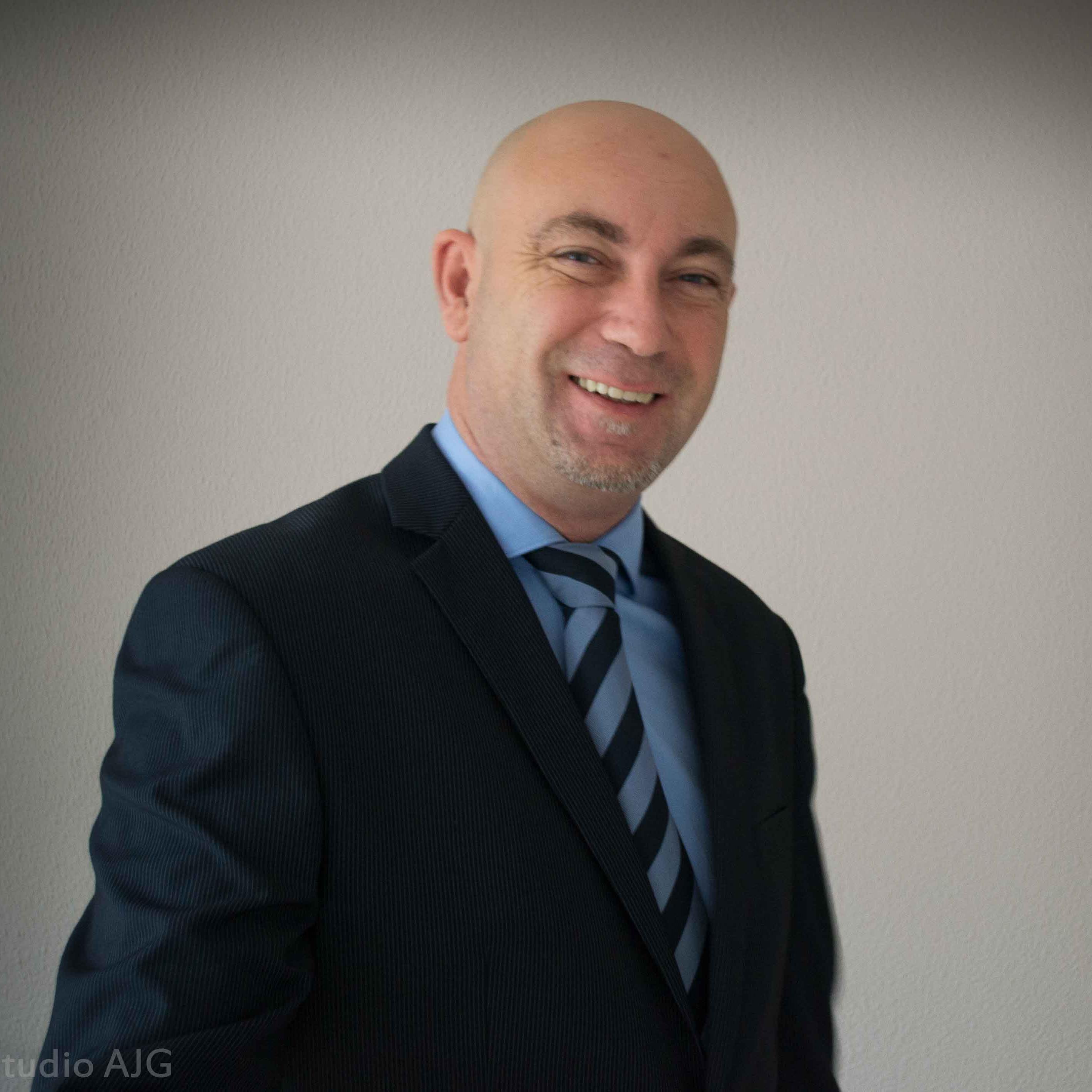 SalesTP's profile picture. Sales |  Callcenter | Motivation | Troubleshooting |