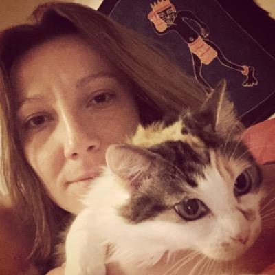 ZahiaLechat's profile picture. ❤ Save the nature, adopt a cat ❤️Spéléo, running, urbex, photo, montagne, dessin, piano...