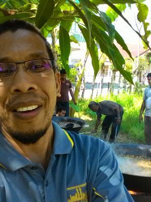 Menjadikan diri menjadi orang yg bermamfaat bagi orang lain..