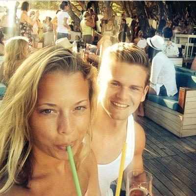 Passion for brands, travelling and all things social. Work hard play hard ✌️