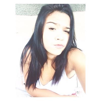 Sigo invicta 
snap : zaynealonso