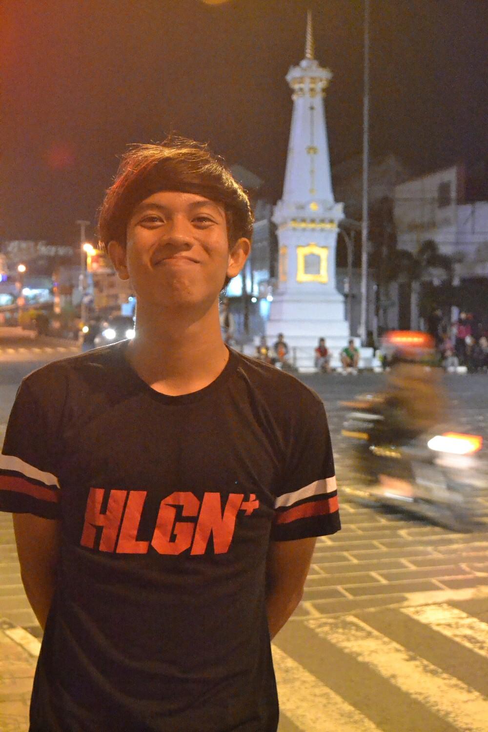 Universitas negri veteran yogyakarta ,Only god can judge me!!
