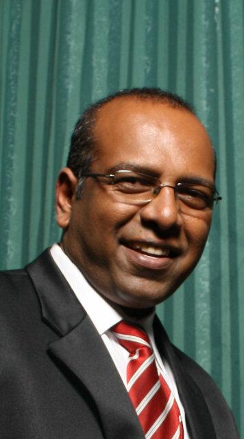 asoganthebear's profile picture. activist