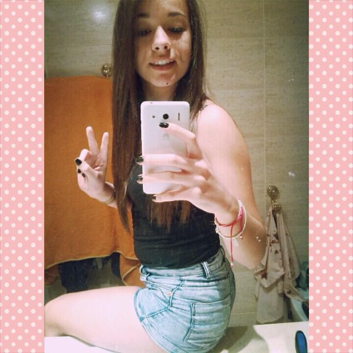15. Y esque quien pisa fuerte deja huella..*
