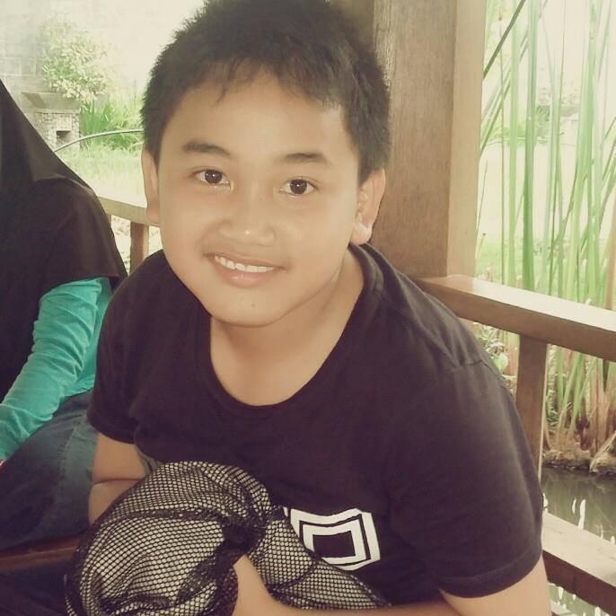 SKAMIGO_azka's profile picture. 22 Mei 2003 | Madridista :D | Vidigar | Suka Buat Kata Kata Bijak/fakta/Romantis