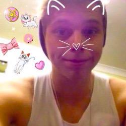 HELLO FREE FOLLOW FROM @lispharold RETURN THE FAVOR BY FOLLOWING HER. NOT THIS ACCOUNT