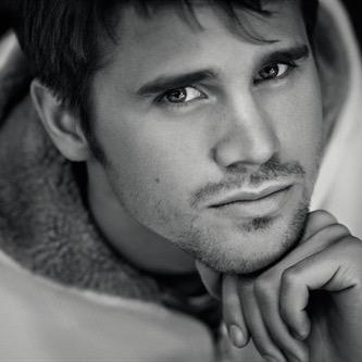 The name Aiden i'm a werewolf basically i'm seeing a vampire behind their back -married to @Blood__Fire is mine forever 12-24-14-daughter  @wyatt_Isabelle1